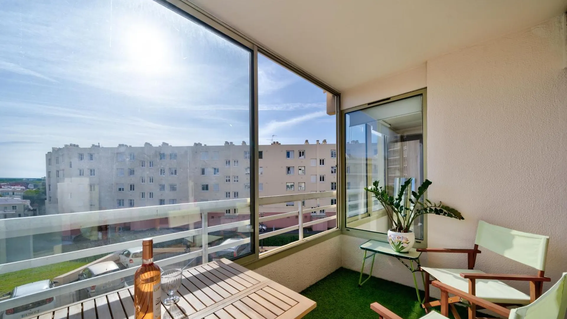 דירה קאן סור מר 2 Pieces Calme Proche De La Mer Parking En Sous-Sol